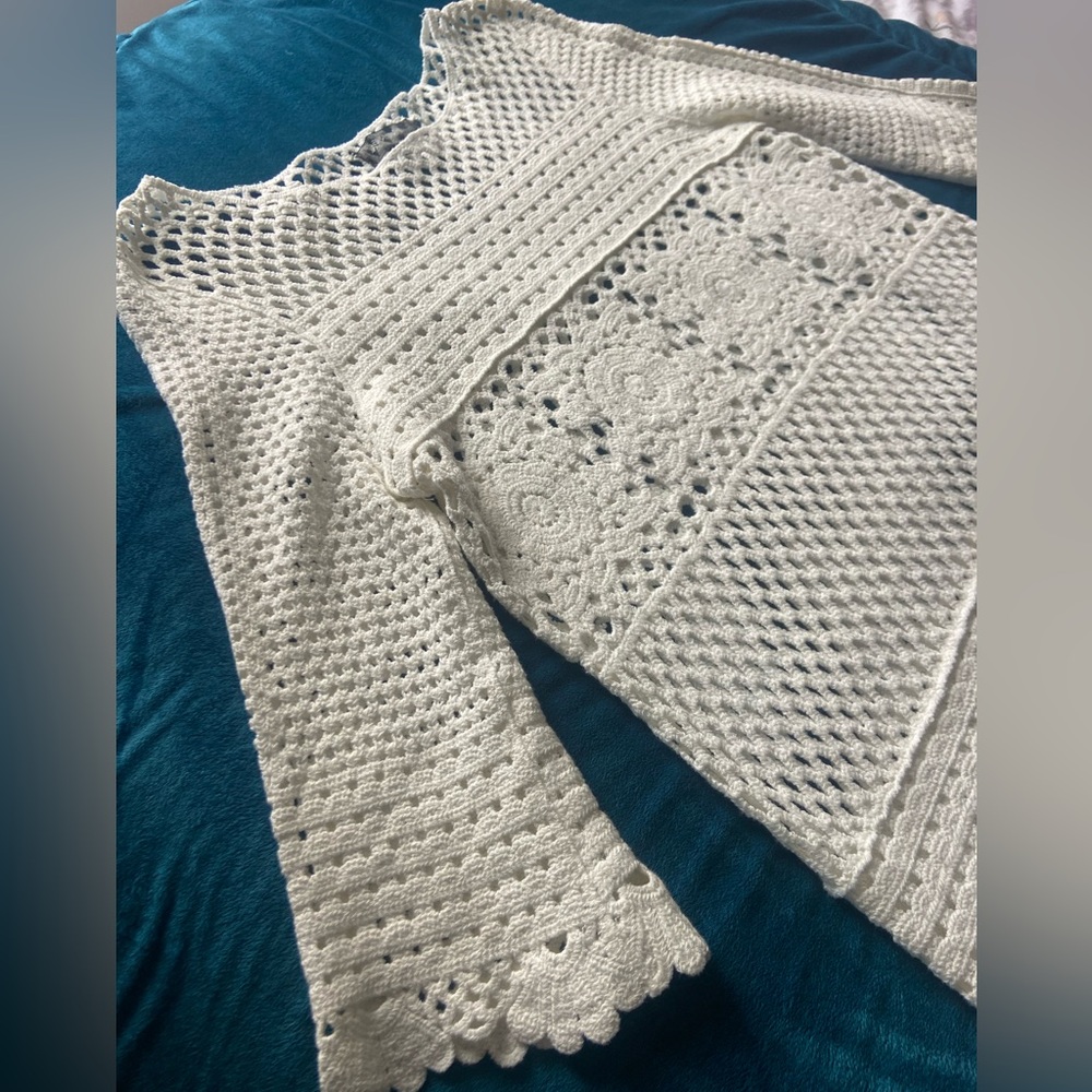 White 4Sienna summer cover-up or for a night out!